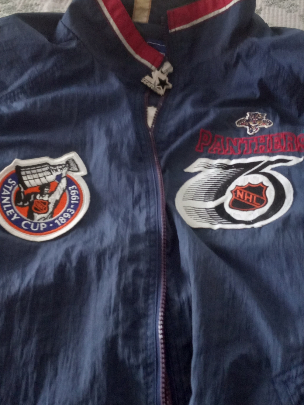 STARTER Navy and White NHL Logo Patch Jacket Label - Picture 2 of 6